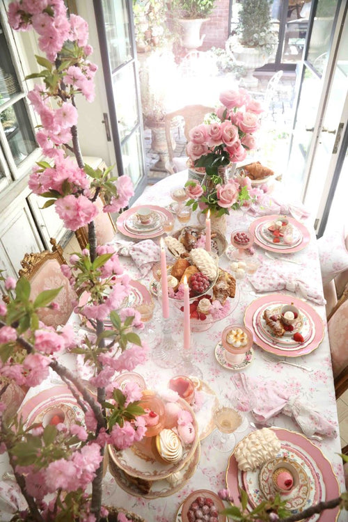 Vintage-Inspired Cotton Tablecloth